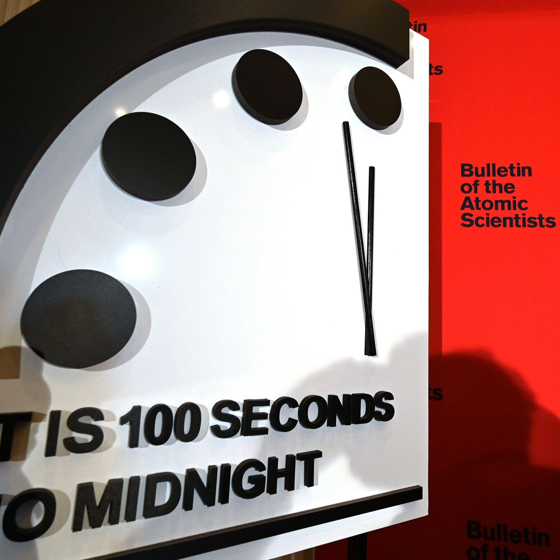 Doomsday clock 1